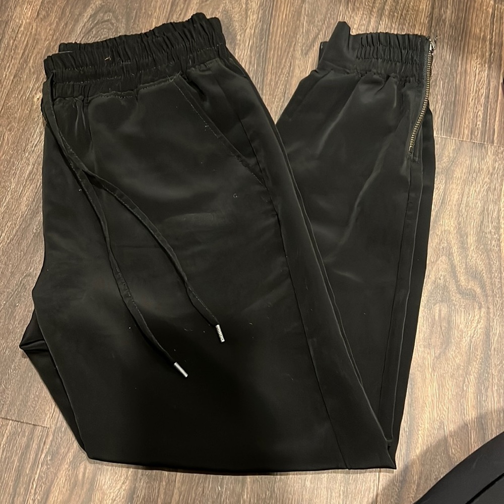 Guess Joggers